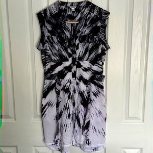 New w/o tags Sz Sm CK shirt dress with pockets and belt. 100% polyester